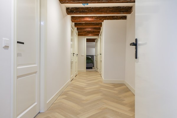 Medium property photo - Nieuwezijds Voorburgwal, 1012 RZ Amsterdam